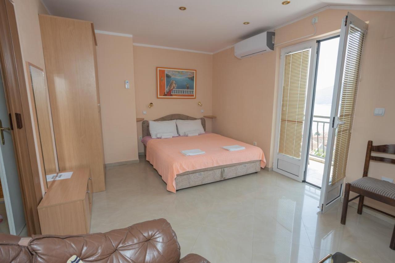 הרצג-נובי Adriana Apartments מראה חיצוני תמונה