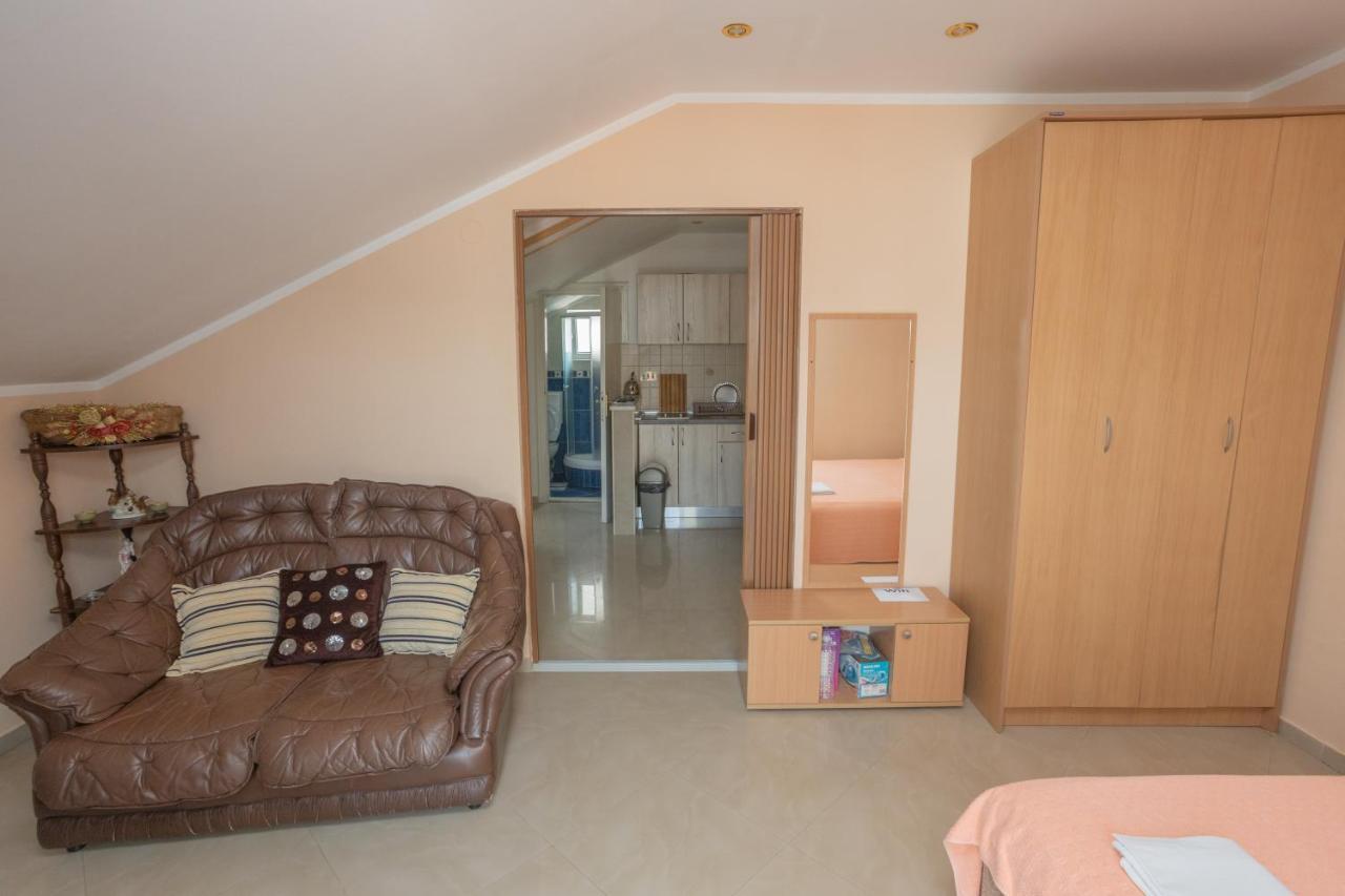 הרצג-נובי Adriana Apartments מראה חיצוני תמונה