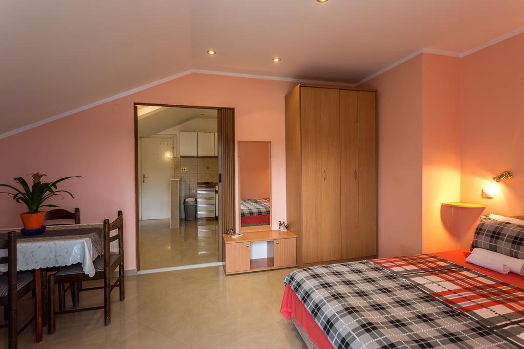 הרצג-נובי Adriana Apartments מראה חיצוני תמונה