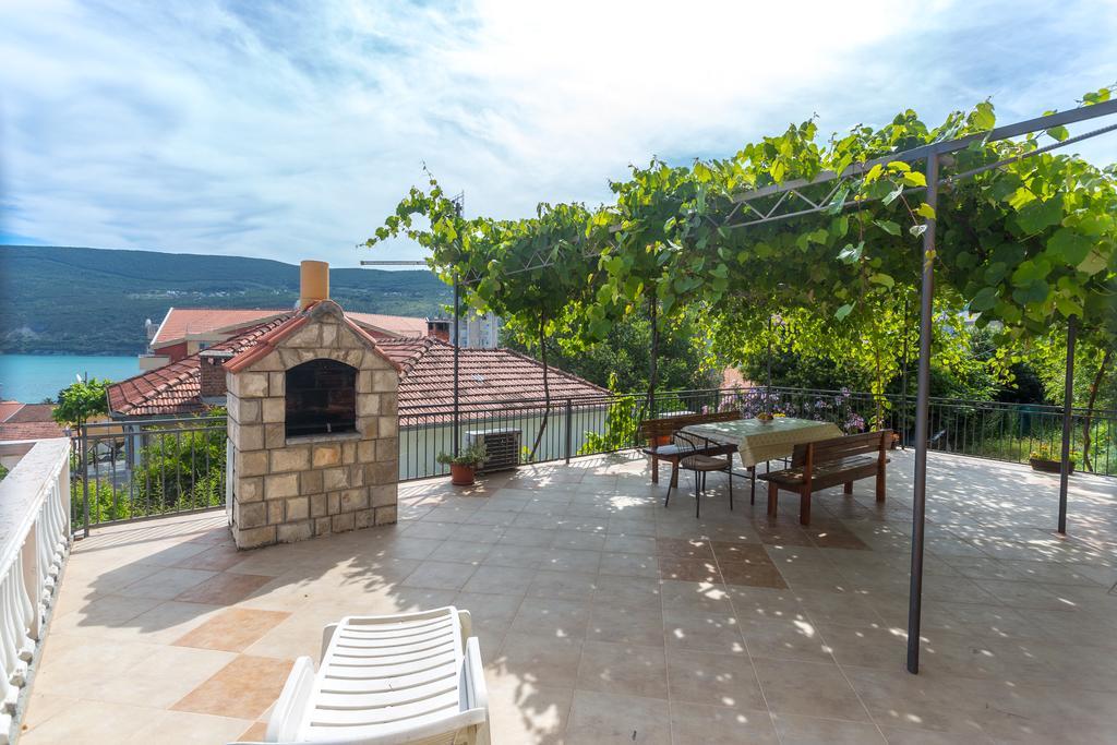 הרצג-נובי Adriana Apartments מראה חיצוני תמונה